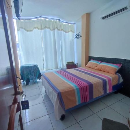 Hostal Venecia -Tu Casa En Manta. Extérieur photo