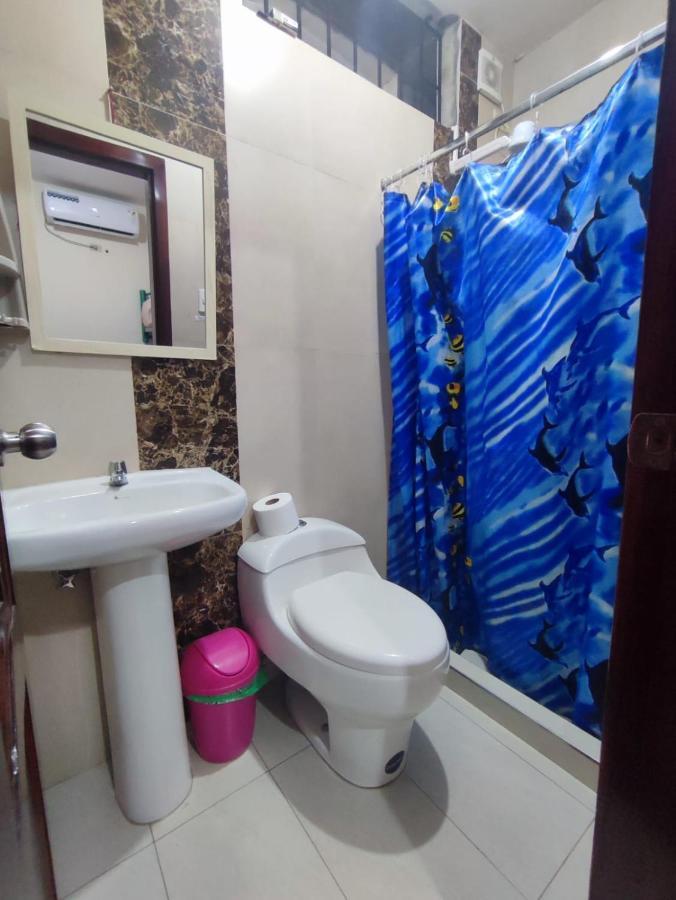 Hostal Venecia -Tu Casa En Manta. Extérieur photo