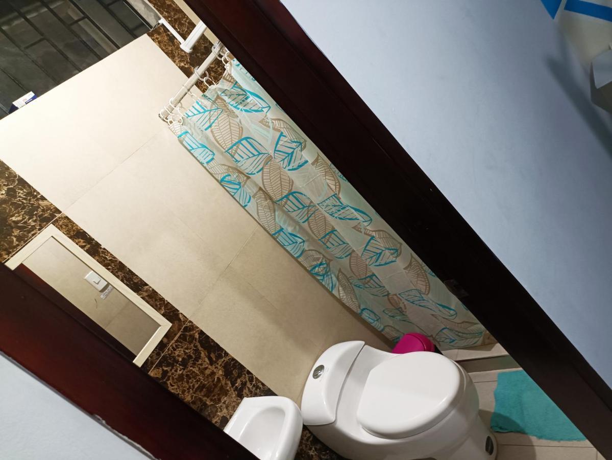 Hostal Venecia -Tu Casa En Manta. Extérieur photo